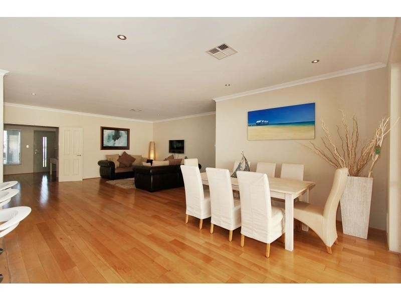 19 Starboard Road, Yanchep WA 6035