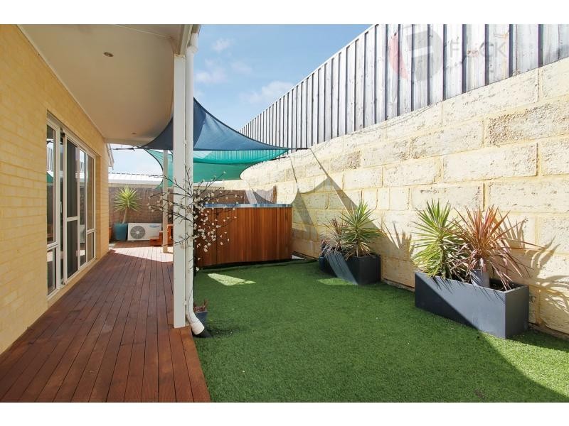 19 Starboard Road, Yanchep WA 6035