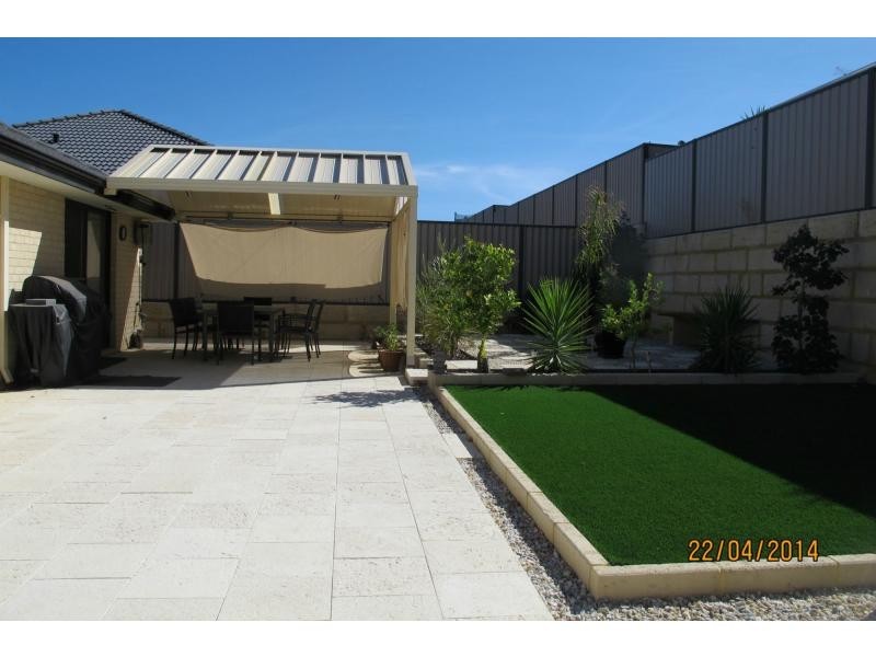 6 Cairo Way, Wanneroo WA 6065