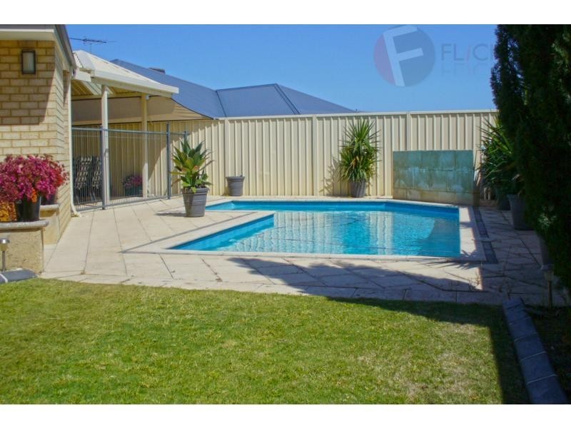 4 Cuchullin Circuit, Kinross WA 6028