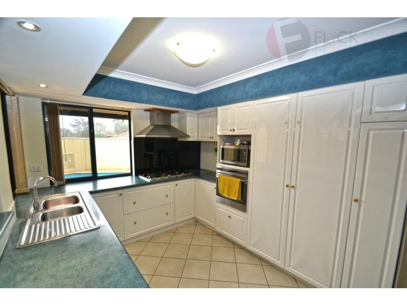 4 Cuchullin Circuit, Kinross WA 6028