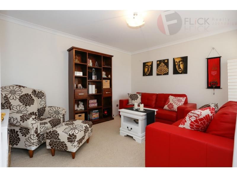 28 Bombala Close, Merriwa WA 6030