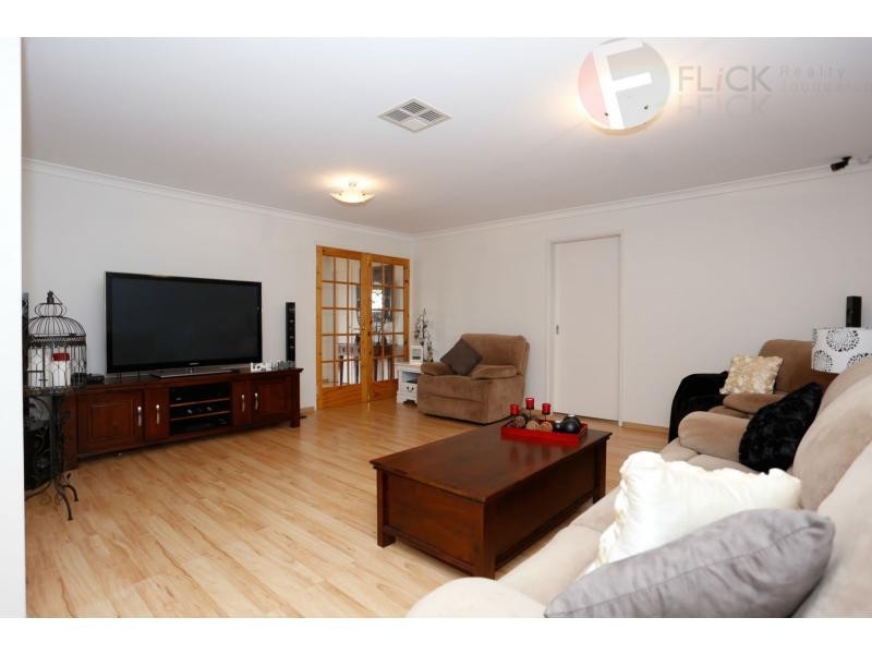 28 Bombala Close, Merriwa WA 6030