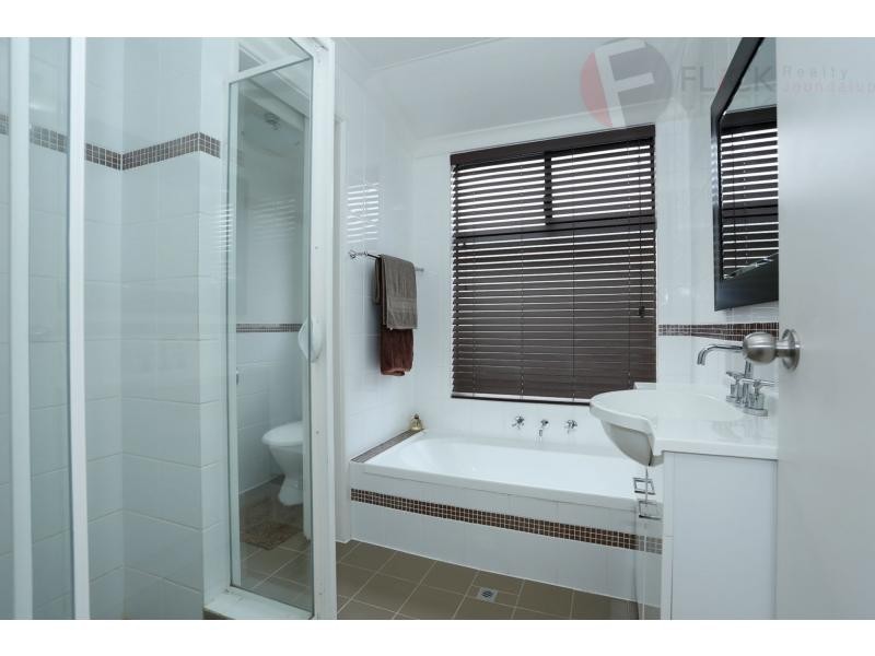 28 Bombala Close, Merriwa WA 6030