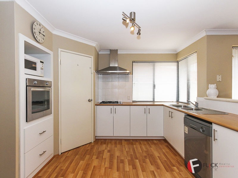 36 Tullow Gardens, Darch WA 6065