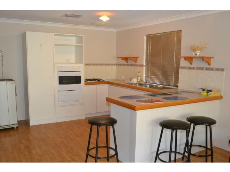 15 Petersen Close, Clarkson WA 6030