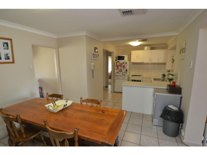 40 Belvedaire Way, Lynwood WA 6147