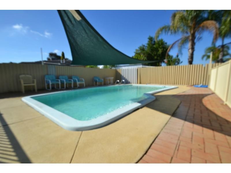 40 Belvedaire Way, Lynwood WA 6147