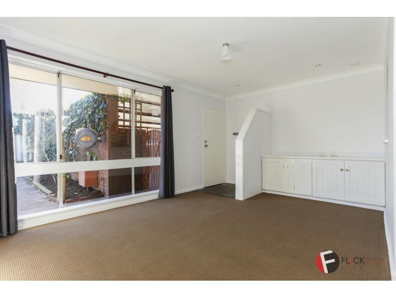 52A Templeton Crescent, Girrawheen WA 6064