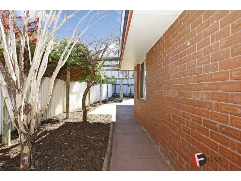 52A Templeton Crescent, Girrawheen WA 6064