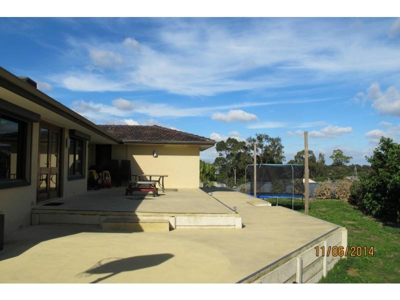 5 Oyster Court, Craigie WA 6025