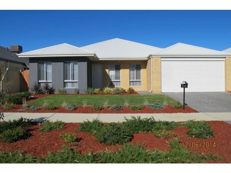 17 Biara Road, Yanchep WA 6035