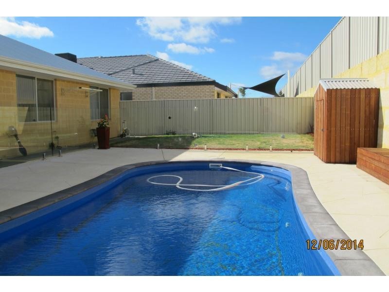 17 Biara Road, Yanchep WA 6035