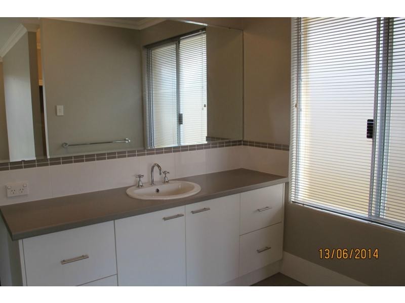 7 Ancona Link, Landsdale WA 6065