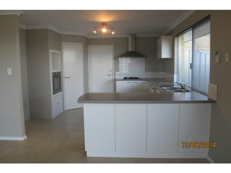 7 Ancona Link, Landsdale WA 6065