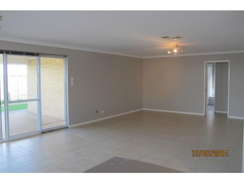 7 Ancona Link, Landsdale WA 6065