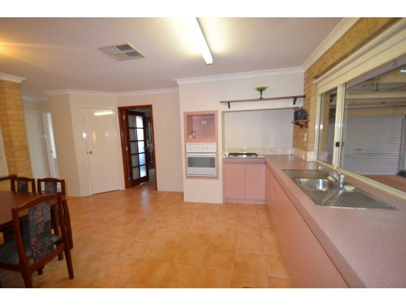 24 Kalix Elbow, Merriwa WA 6030