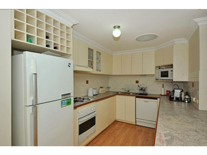 1/65 Hamilton Street, Stirling WA 6021