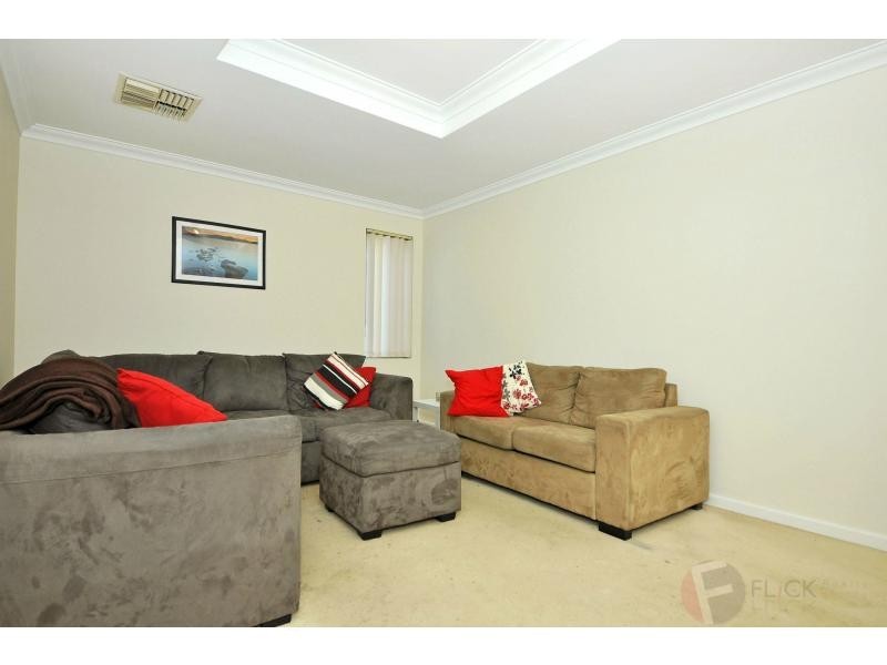 1/65 Hamilton Street, Stirling WA 6021