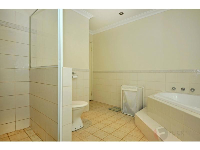 1/65 Hamilton Street, Stirling WA 6021
