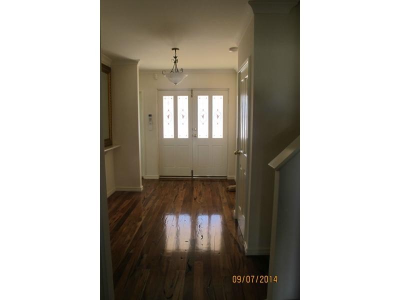 160 Golf Links Drive, Carramar WA 6031