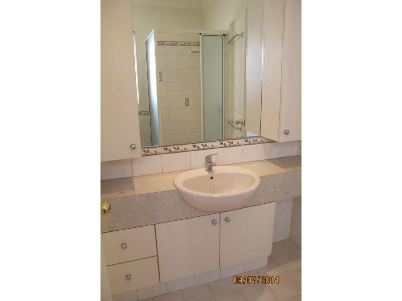 160 Golf Links Drive, Carramar WA 6031