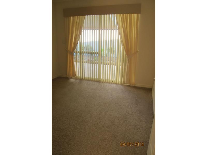 160 Golf Links Drive, Carramar WA 6031