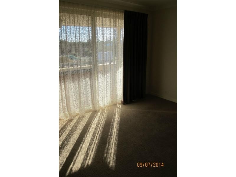 160 Golf Links Drive, Carramar WA 6031