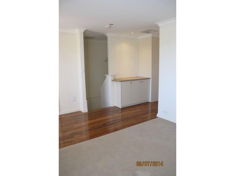 160 Golf Links Drive, Carramar WA 6031