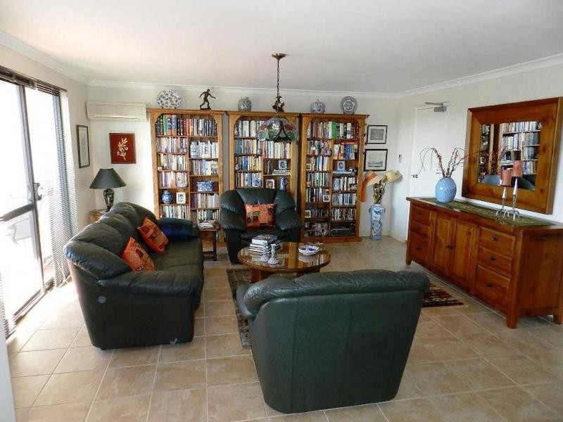 Unit 4/8 Wattlebird Loop, Joondalup WA 6027