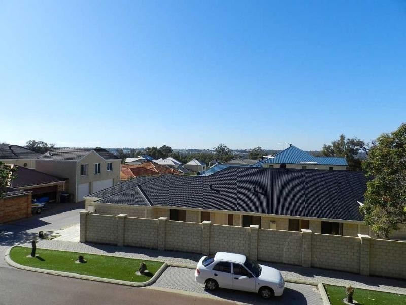 Unit 4/8 Wattlebird Loop, Joondalup WA 6027