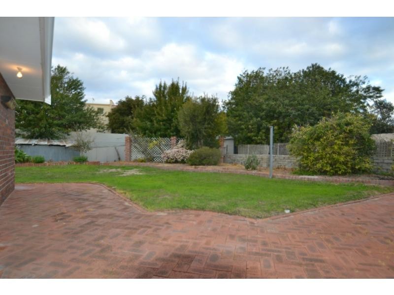 16 Laurel Street, Mullaloo WA 6027