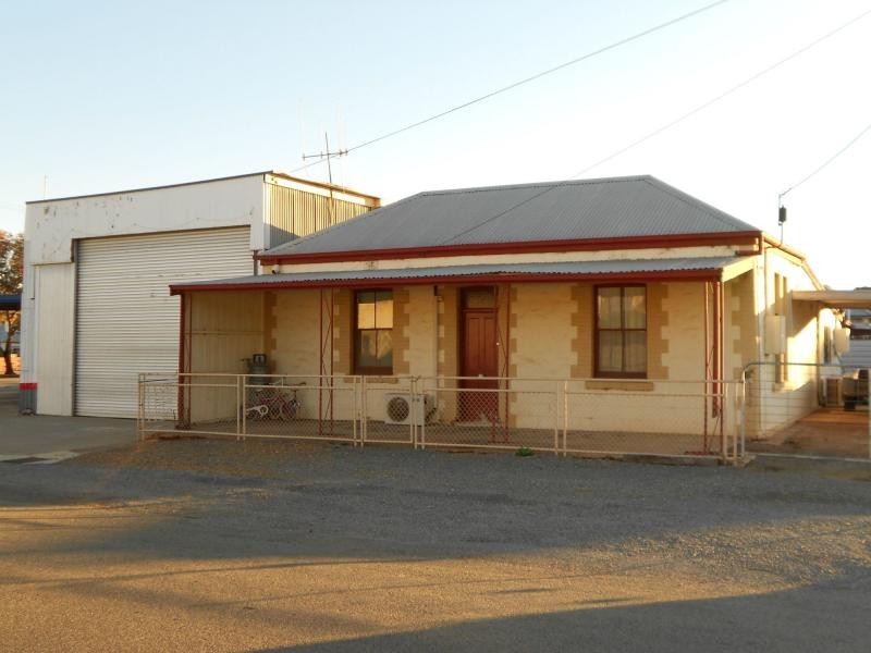 12 Fifth Street, Gladstone SA 5473