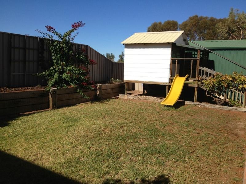 29 Quondong Street, Roxby Downs SA 5725