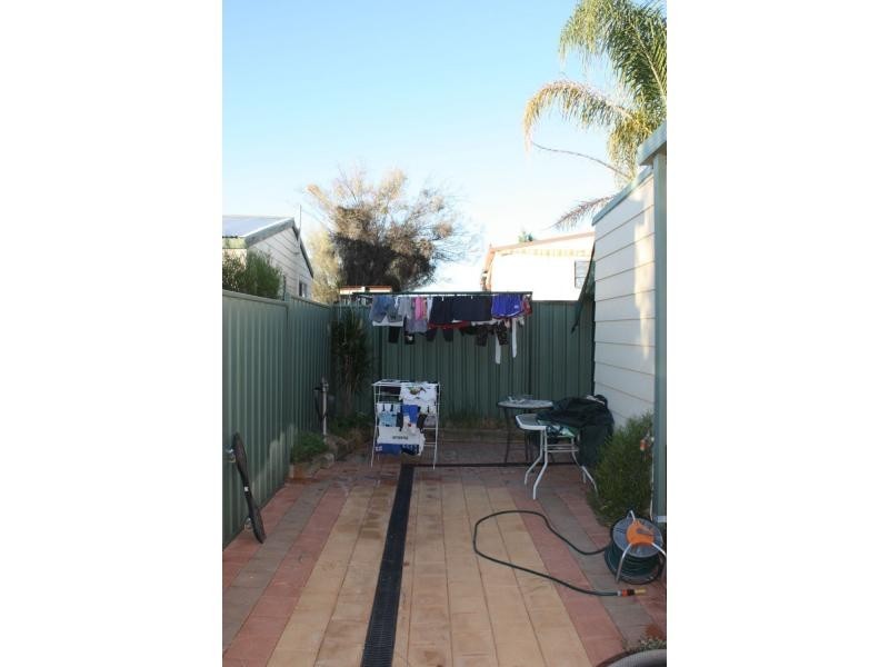 1 Hakea Way, Myall Grove Caravan Park, Roxby Downs SA 5725