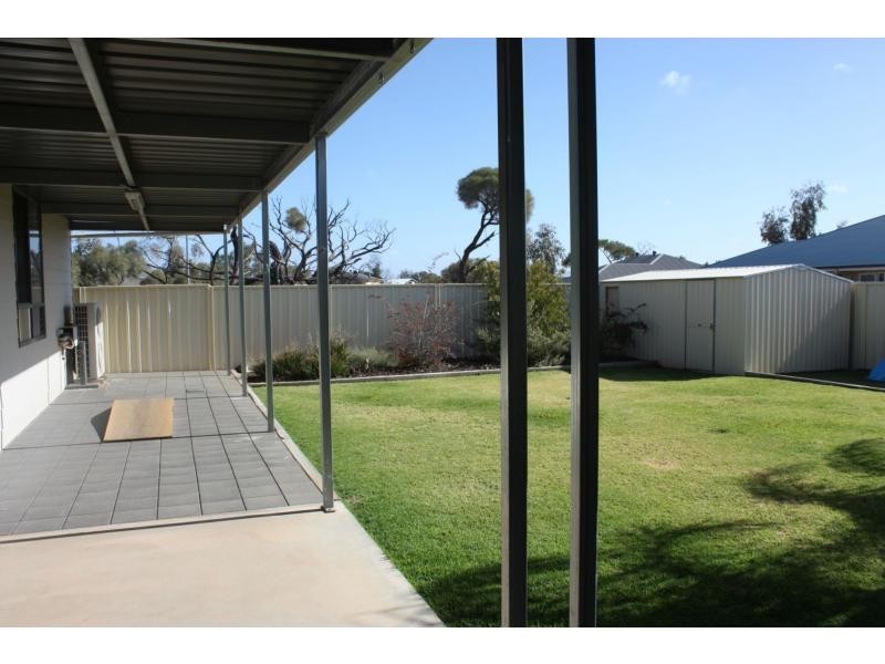 5 Tiliqua Crescent, Roxby Downs SA 5725