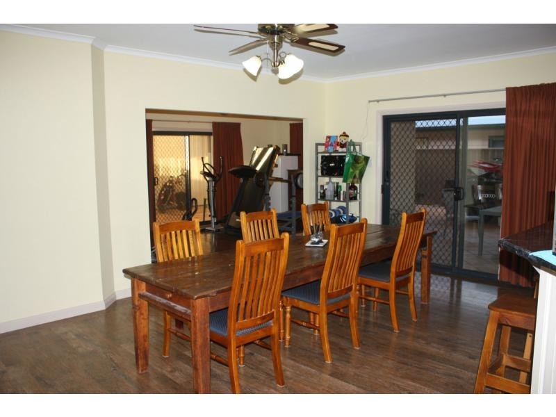 3 Maireana Circuit, Roxby Downs SA 5725