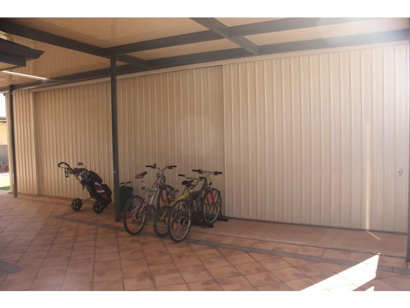 3 Maireana Circuit, Roxby Downs SA 5725