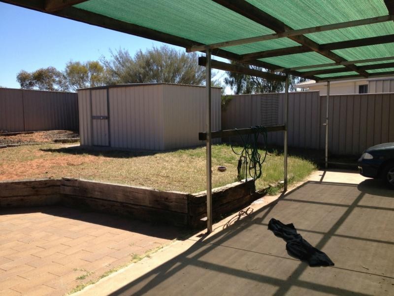 5 Finniss Street, Roxby Downs SA 5725