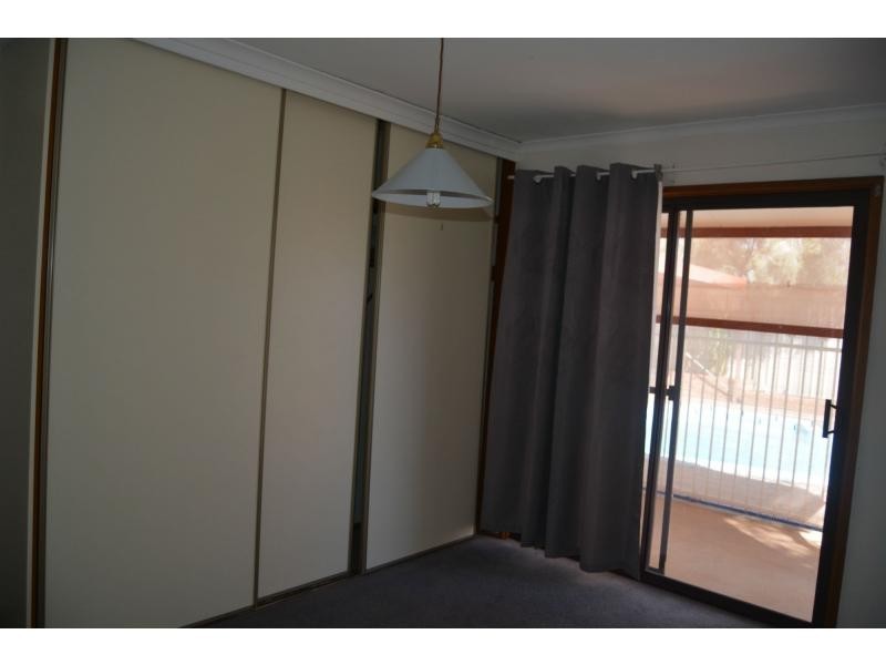 51 Pioneer Drive, Roxby Downs SA 5725