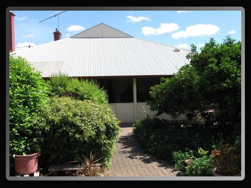 15 Samuel Street, Maitland SA 5573