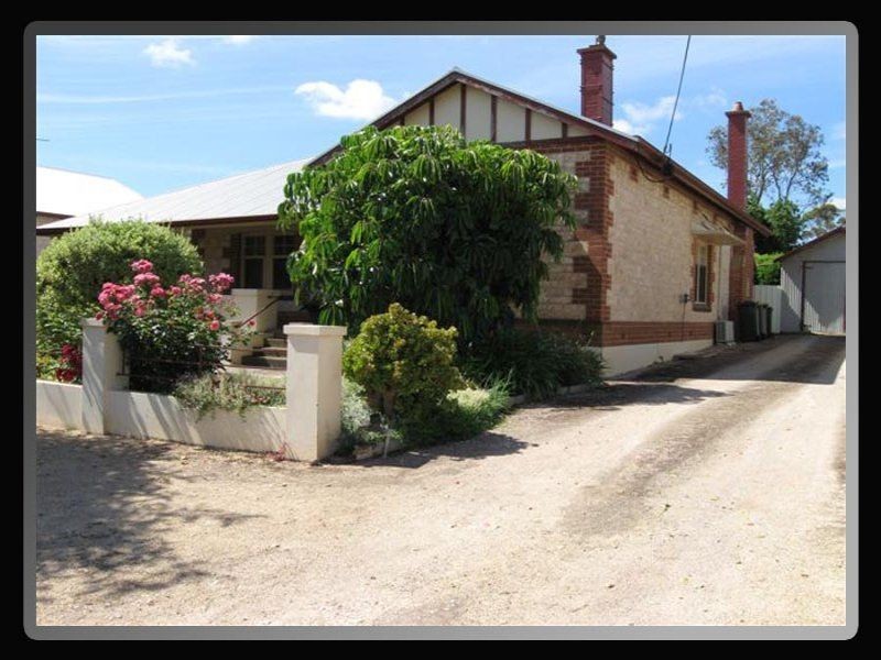 15 Samuel Street, Maitland SA 5573