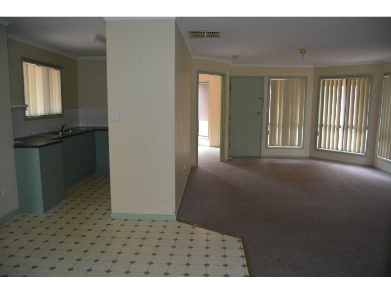 6/30 Burgoyne Street, Roxby Downs SA 5725