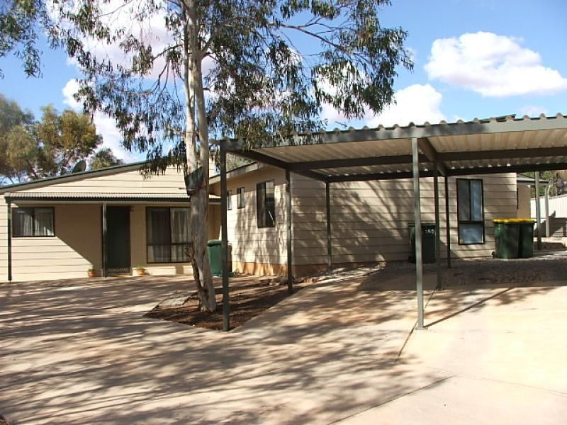 40 Bopeechee Street, Roxby Downs SA 5725