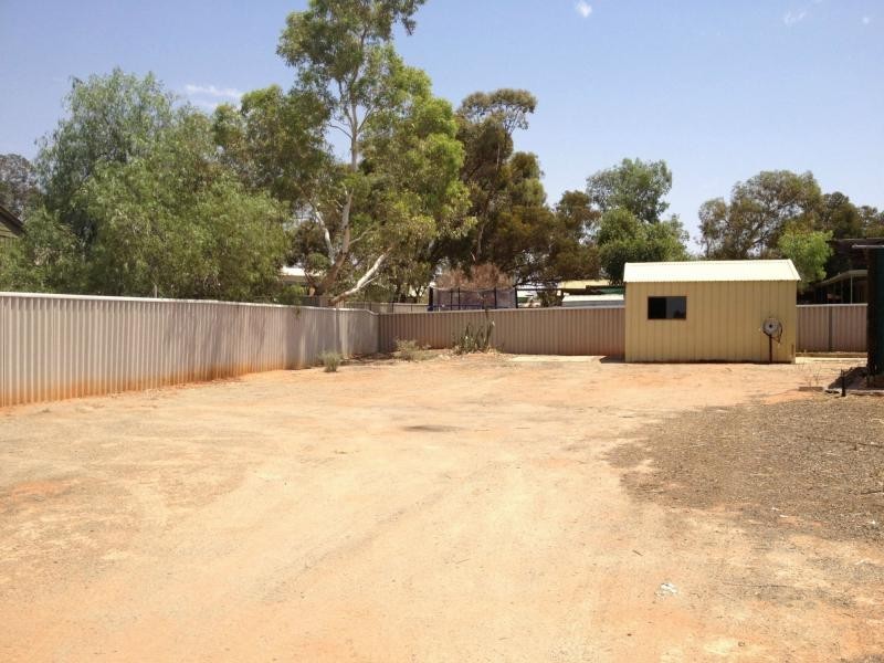 6 Axehead Road, Roxby Downs SA 5725