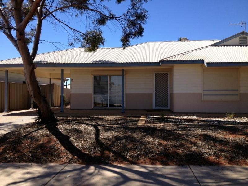 17 Aquila Boulevard, Roxby Downs SA 5725