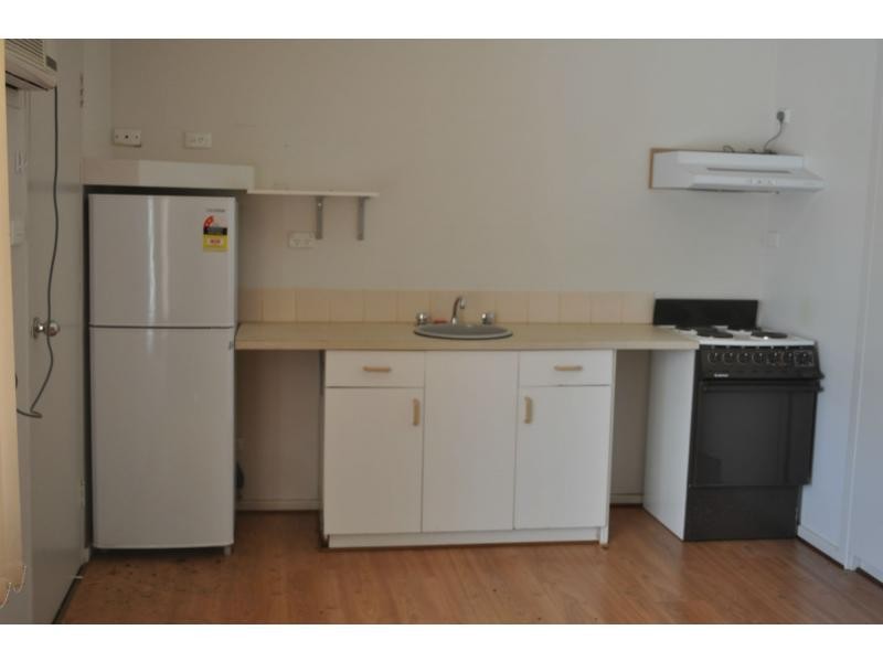 Unit 5/6-8 Kennebery Crescent, Roxby Downs SA 5725