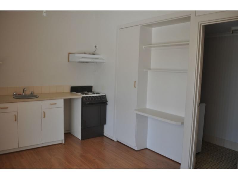 Unit 5/6-8 Kennebery Crescent, Roxby Downs SA 5725