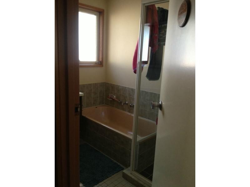 14 Mulgaria Crescent, Roxby Downs SA 5725