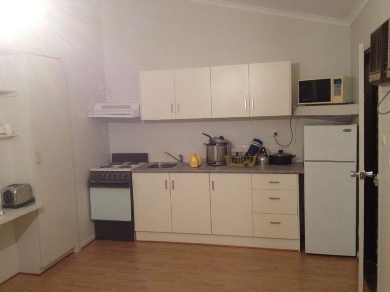 Unit 14/6-8 Kennebery Crescent, Roxby Downs SA 5725